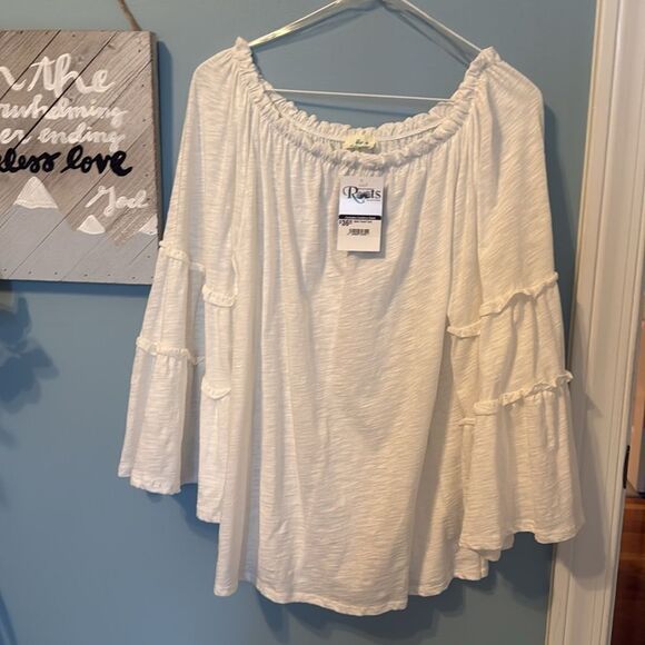 Blue Buttercup Katie Tiered Top - M - NWT - Picture 1 of 10